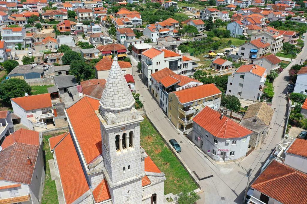 Apartman Bluemarin Apartman Pakoštane Kültér fotó